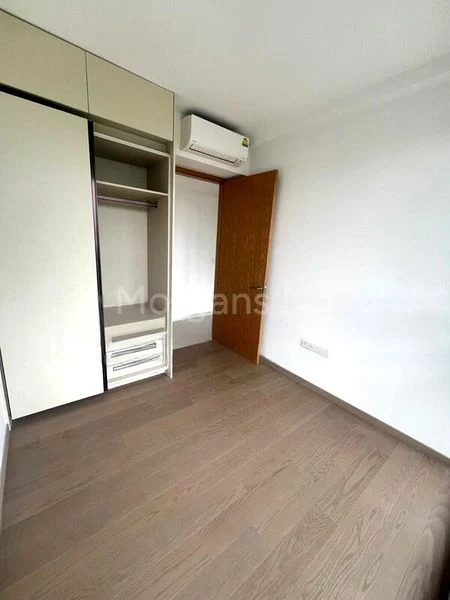 3 Bed Condo for Sale in  Penrose - Image 13