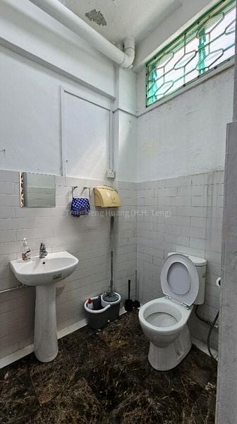 Other Retail for Sale: 123 Main Street, 2,500 sq ft Retail Shop, $850,000 - Image 2