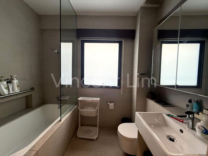 4 Bed Semi-Detached House (Landed) for Sale in  Regent Villas - Image 2