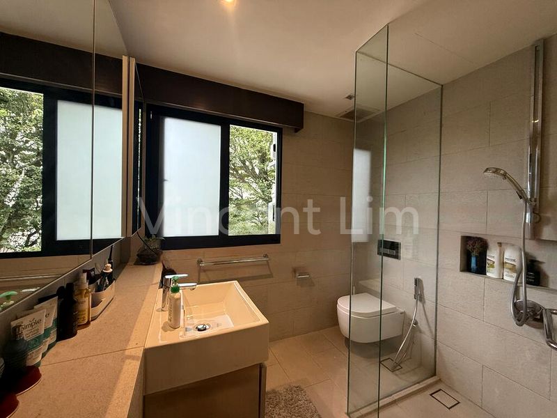 4 Bed Semi-Detached House (Landed) for Sale in  Regent Villas - Image 4