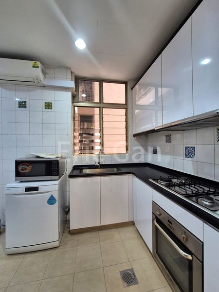 4 Bed Condo for Rent in  Leonie Condotel - Image 7