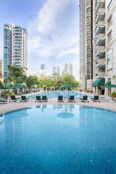 4 Bed Condo for Rent in  Leonie Condotel - Image 30