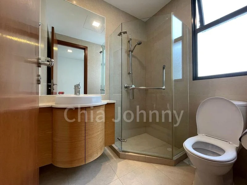 5 Bed Semi-Detached House (Landed) for Rent in  Bukit Villas - Image 6