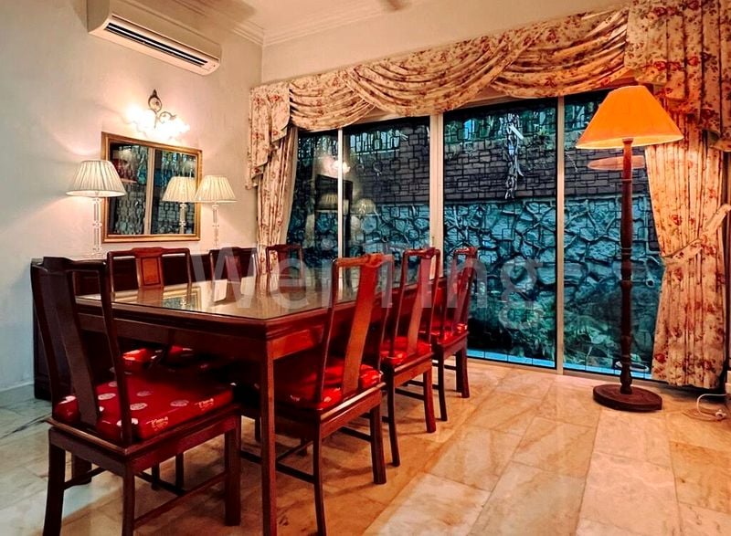 5 Bed Semi-Detached House (Landed) for Sale in  Fulton Hill - Image 3