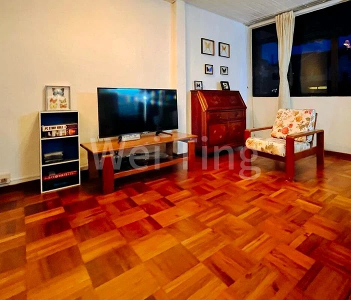 5 Bed Semi-Detached House (Landed) for Sale in  Fulton Hill - Image 5