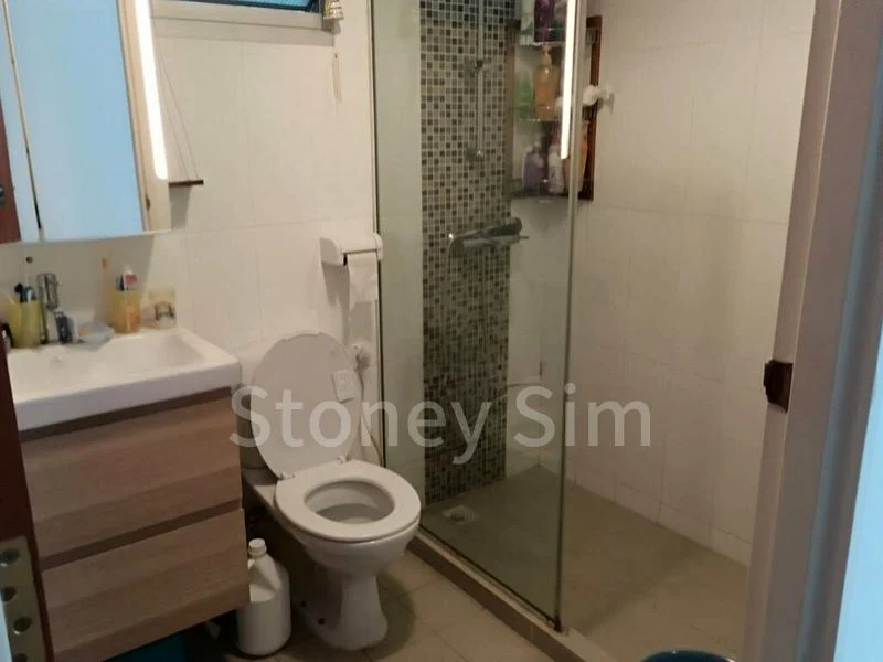 4 Room (4A) HDB for Rent in  524A Tampines Central 7 - Image 5