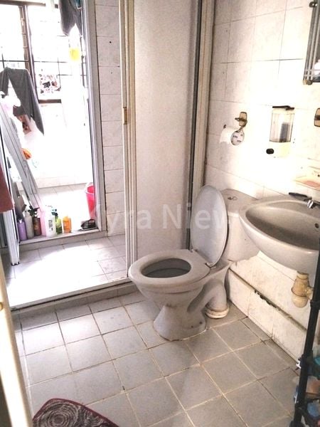Common Room (HDB) for Rent in 10 Lorong 7 Toa Payoh - Image 3