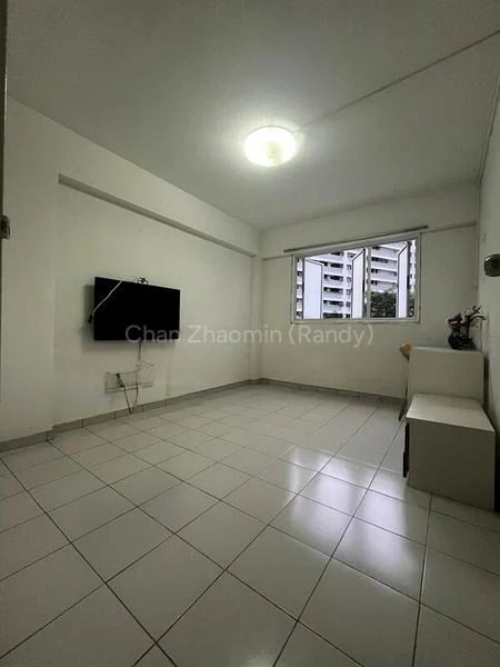 Room (HDB) for Rent in 403 Fajar Road - Image 1