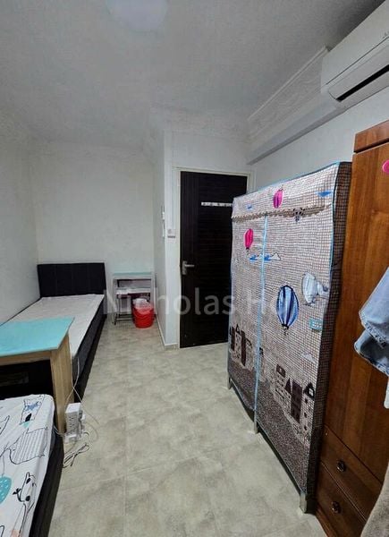 Common Room (HDB) for Rent in  541 Serangoon North Avenue 4 - Image 4