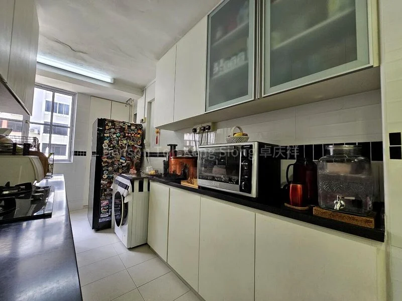 3 Room (3STD) HDB for Sale in  93 Jalan Dua - Image 3