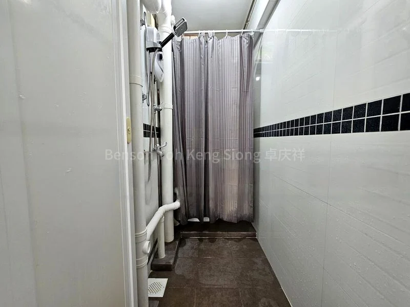 3 Room (3STD) HDB for Sale in  93 Jalan Dua - Image 8