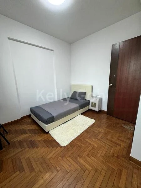 Master Room (Condo) for Rent in  The Warren - Image 7