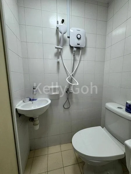 Master Room (Condo) for Rent in  The Warren - Image 12