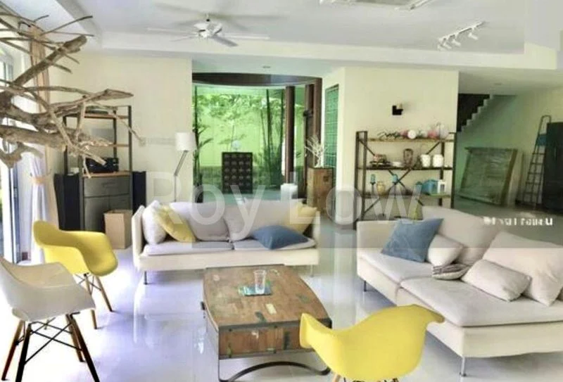 6 Bed Bungalow (Landed) for Sale in  Lynwood Eight - Image 1