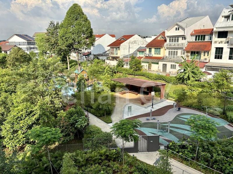 4 Bed Condo for Sale in  The Watergardens At Canberra - Image 1