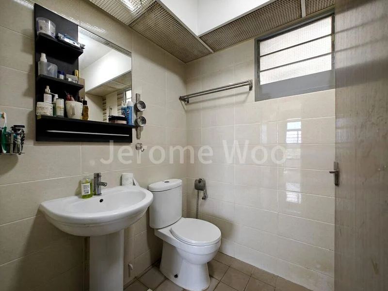 5 Room (5A) HDB for Sale in  476B Upper Serangoon View - Image 8