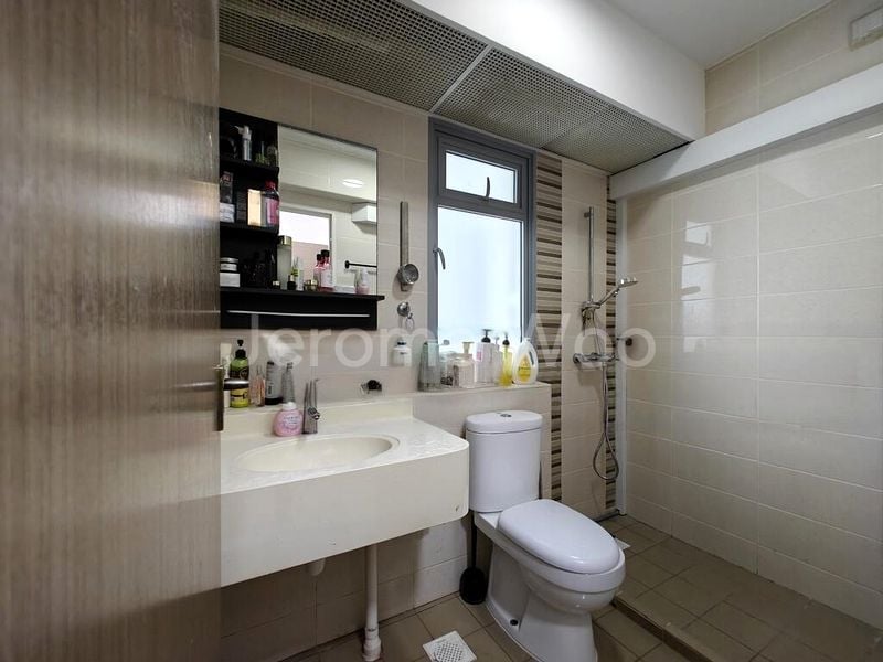5 Room (5A) HDB for Sale in  476B Upper Serangoon View - Image 9
