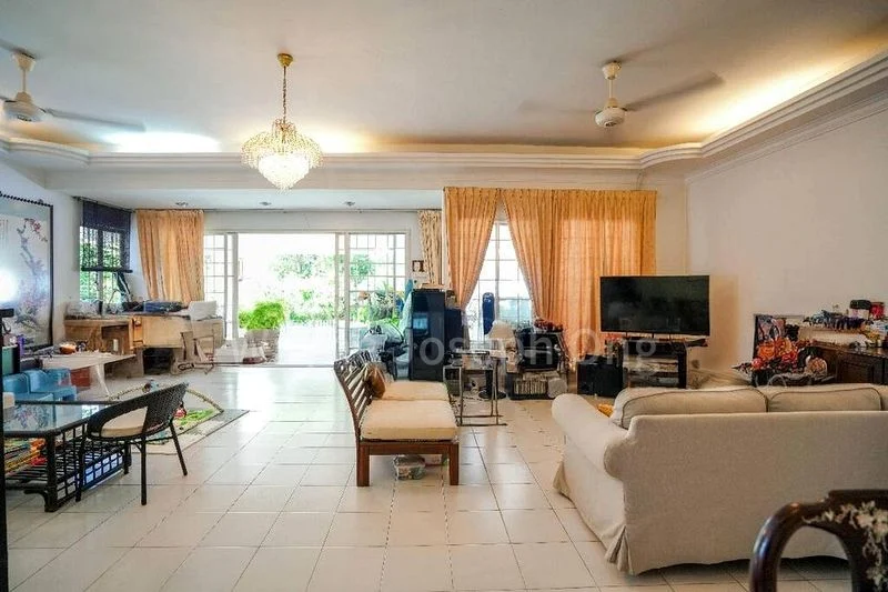 4 Bed Semi-Detached House (Landed) for Sale in  Picardy Gardens - Image 7