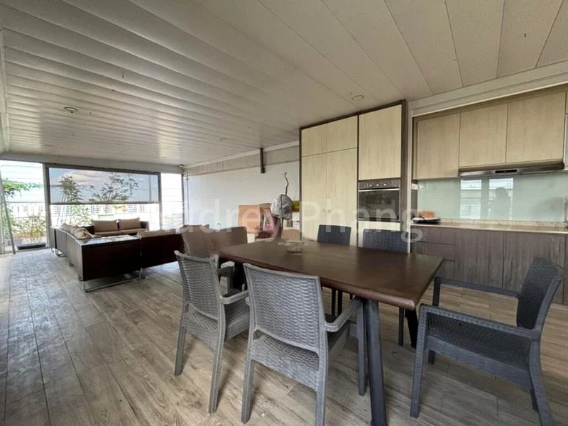 7 Bed Condo for Sale in  A Treasure Trove - Image 5