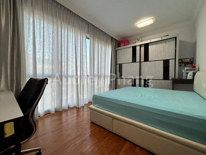 7 Bed Condo for Sale in  A Treasure Trove - Image 1