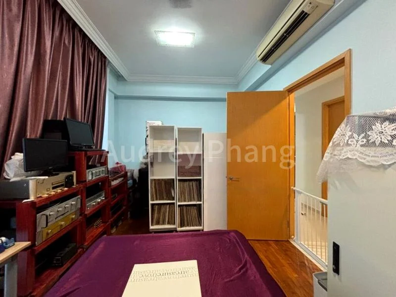 7 Bed Condo for Sale in  A Treasure Trove - Image 7