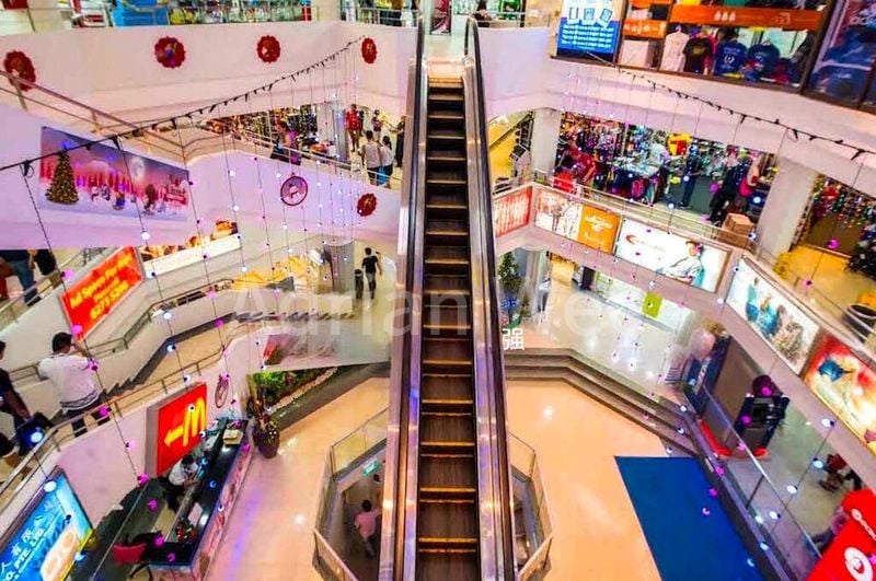 Shop / Shophouse for Sale: Queensway Shopping Centre - Image 3