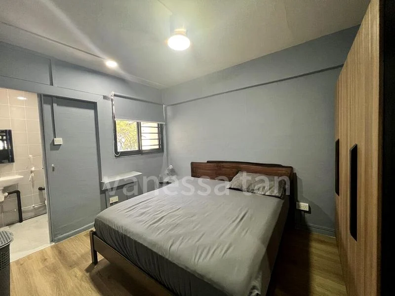 Room (HDB) for Rent in 237 Jurong East Street 21 - Image 4