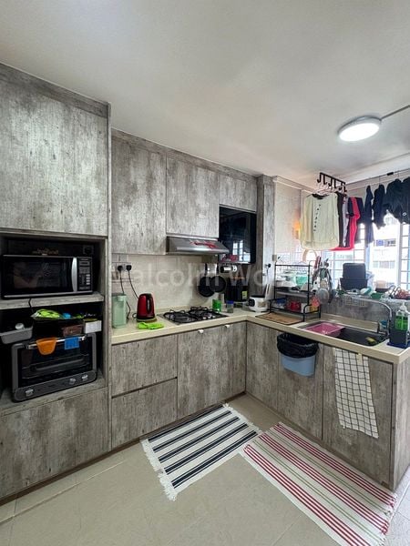 Common Room (HDB) for Rent in  462 Ang Mo Kio Avenue 10 - Image 4