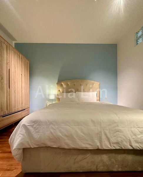 8 Bed Apartment (Condo) for Rent in  Newton 21 - Image 12