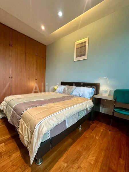 8 Bed Apartment (Condo) for Rent in  Newton 21 - Image 11