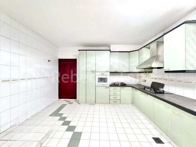 6 Bed Semi-Detached House (Landed) for Sale around  Crowhurst Drive - Image 13