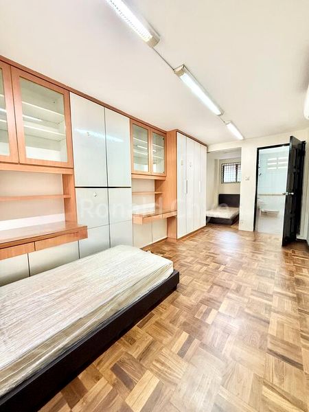 4 Bed Semi-Detached House (Landed) for Rent in  Bartley Rise Estate - Image 9