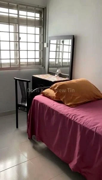 Common Room (HDB) for Rent in  222 Pending Road - Image 2