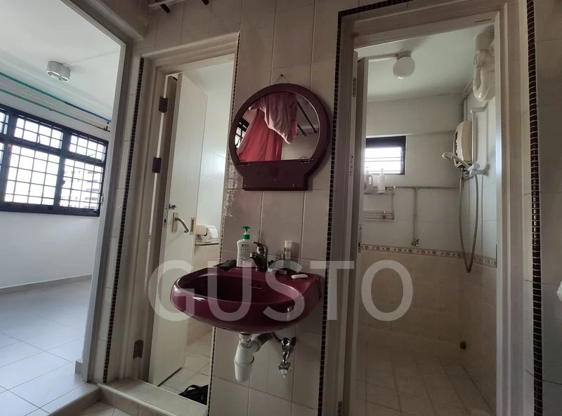 3 Room (3I) HDB for Rent in  75 Whampoa Drive - Image 2