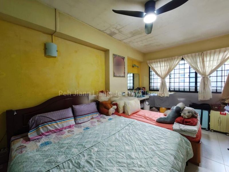 Executive HDB for Sale in  463 Pasir Ris Street 41 - Image 4