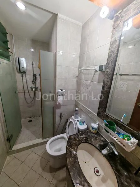 2 Bed Condo for Sale in  Signature Park - Image 9