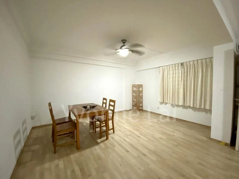 4 Room (4A) HDB for Rent in  513 Pasir Ris Street 52 - Image 4