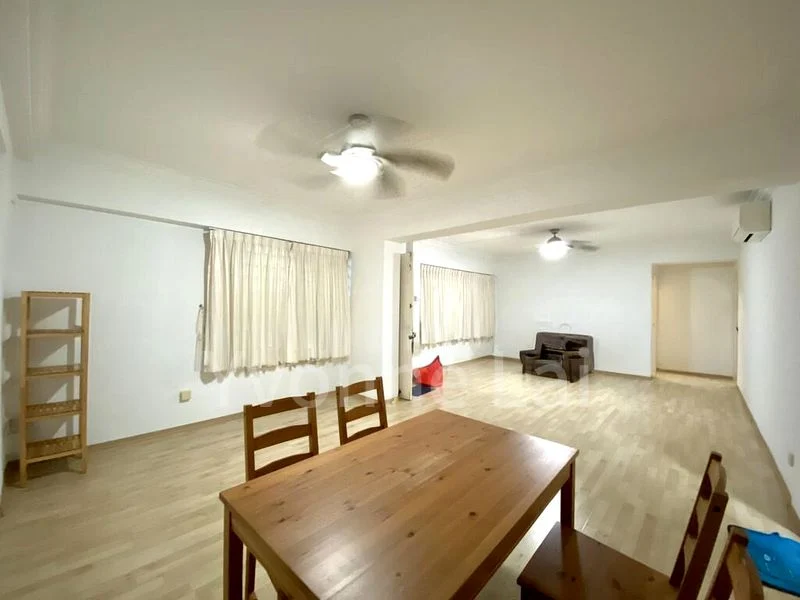 4 Room (4A) HDB for Rent in  513 Pasir Ris Street 52 - Image 2