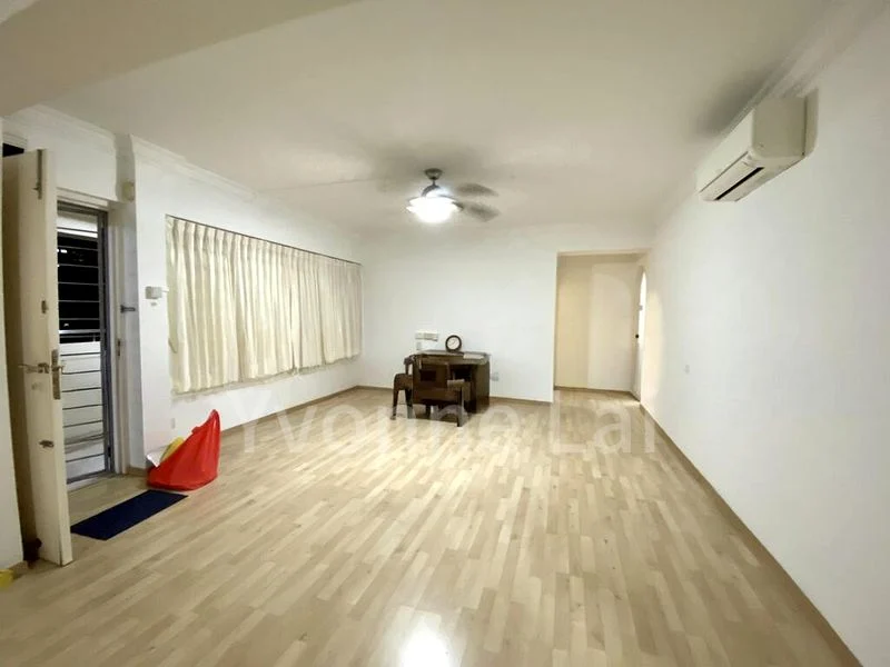 4 Room (4A) HDB for Rent in  513 Pasir Ris Street 52 - Image 3