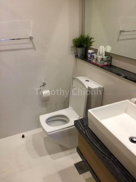 1 Bed Condo for Rent in  Marina Bay Residences - Image 5