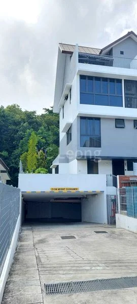 4 Bed Cluster House (Landed) for Sale in  Elite Residences - Image 17