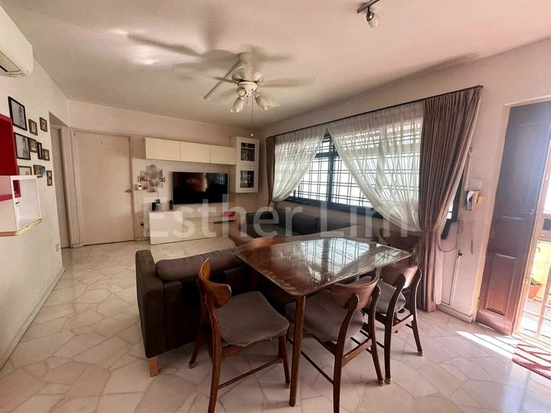 4 Room (4A) HDB for Sale in 766 Woodlands Circle - Image 1