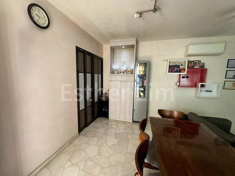4 Room (4A) HDB for Sale in 766 Woodlands Circle - Image 4