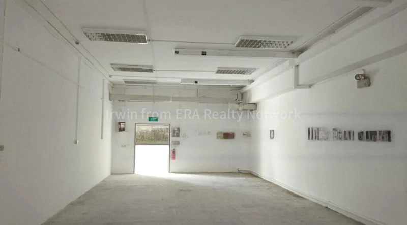 Light Industrial (B1) for Rent: TEE Building - Image 1