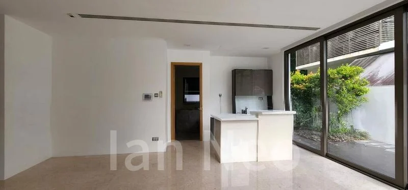 6 Bed Bungalow (Landed) for Rent in  Dunearn Estate - Image 12