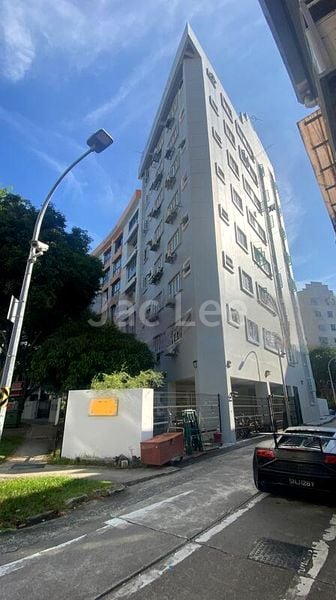 4+1 Bed Apartment (Condo) for Sale in  Lorong 33 Geylang - Image 1