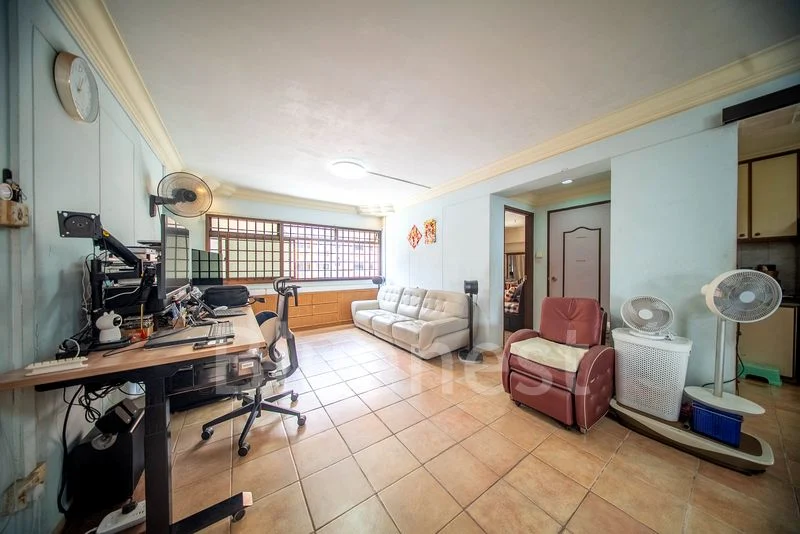 4 Room (4A) HDB for Sale in 709 Tampines Street 71 - Image 2