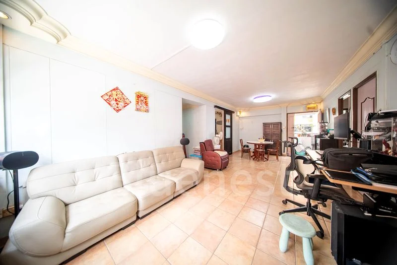 4 Room (4A) HDB for Sale in 709 Tampines Street 71 - Image 1