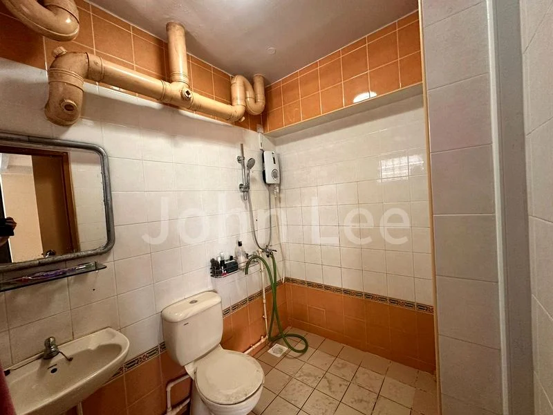 4 Room (4A) HDB for Sale in 651B Jurong West Street 61 - Image 4