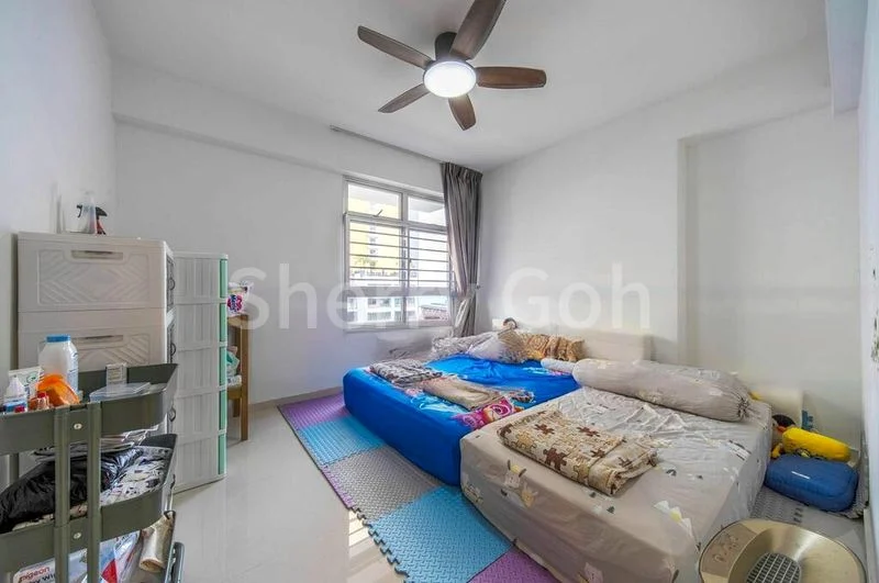 5 Room (5A) HDB for Sale in 406C Northshore Drive - Image 5